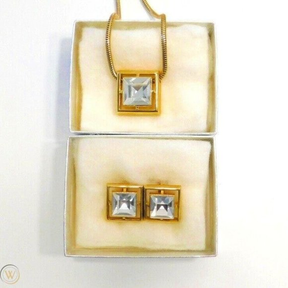 Avon Jewelry - Vintage 1977 AVON SQUARE CUT LEAD CRYSTAL NECKLACE & CLIP EARRINGS - GOLD TONE